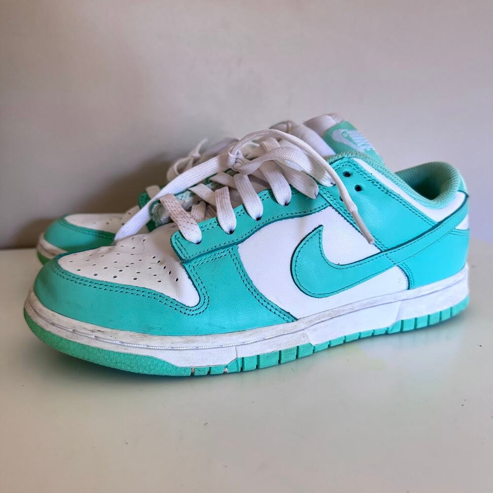Nike Women's Low Green Glow Sneakers Size 8.5 Teal Blue Green White DD1503-105